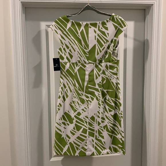 Green and White Dress - Picture 3 of 3